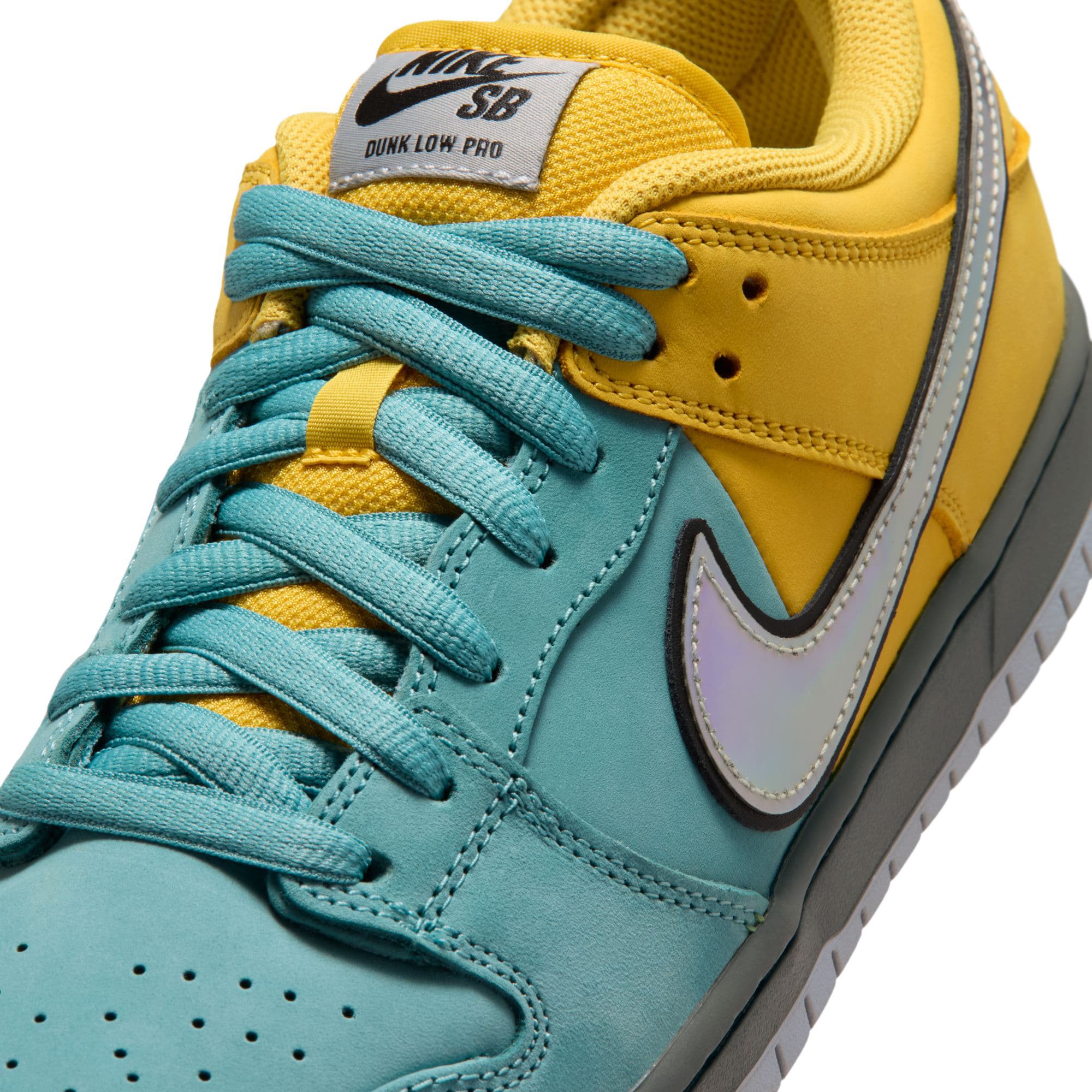 https://admin.plaze-shop.de/wp-content/uploads/2026/05/nike_sb_muni_fast_pass_dunk_low_IR1888-700_plaze-skateshop8.jpg