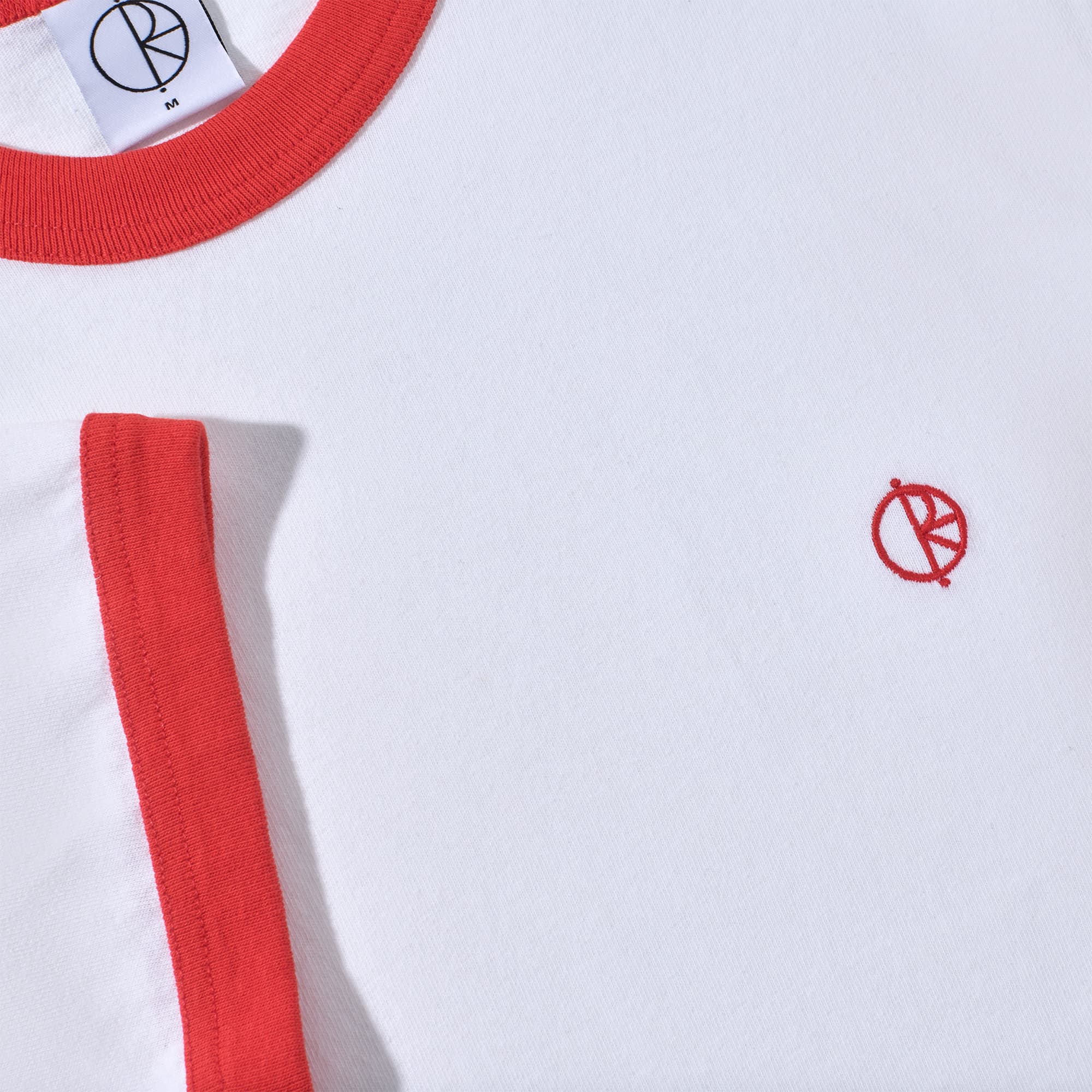 https://admin.plaze-shop.de/wp-content/uploads/2026/05/polar_ringer_tee_white_red_plaze-skateshop2.jpg