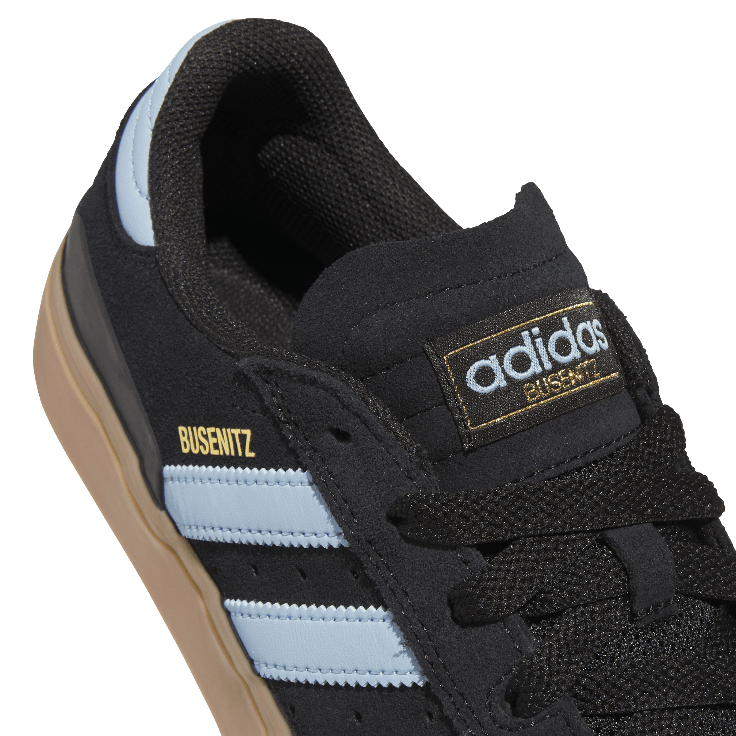 https://admin.plaze-shop.de/wp-content/uploads/2026/06/KJ0246_8_FOOTWEAR_Photography_Detail-View-1_transparent.png