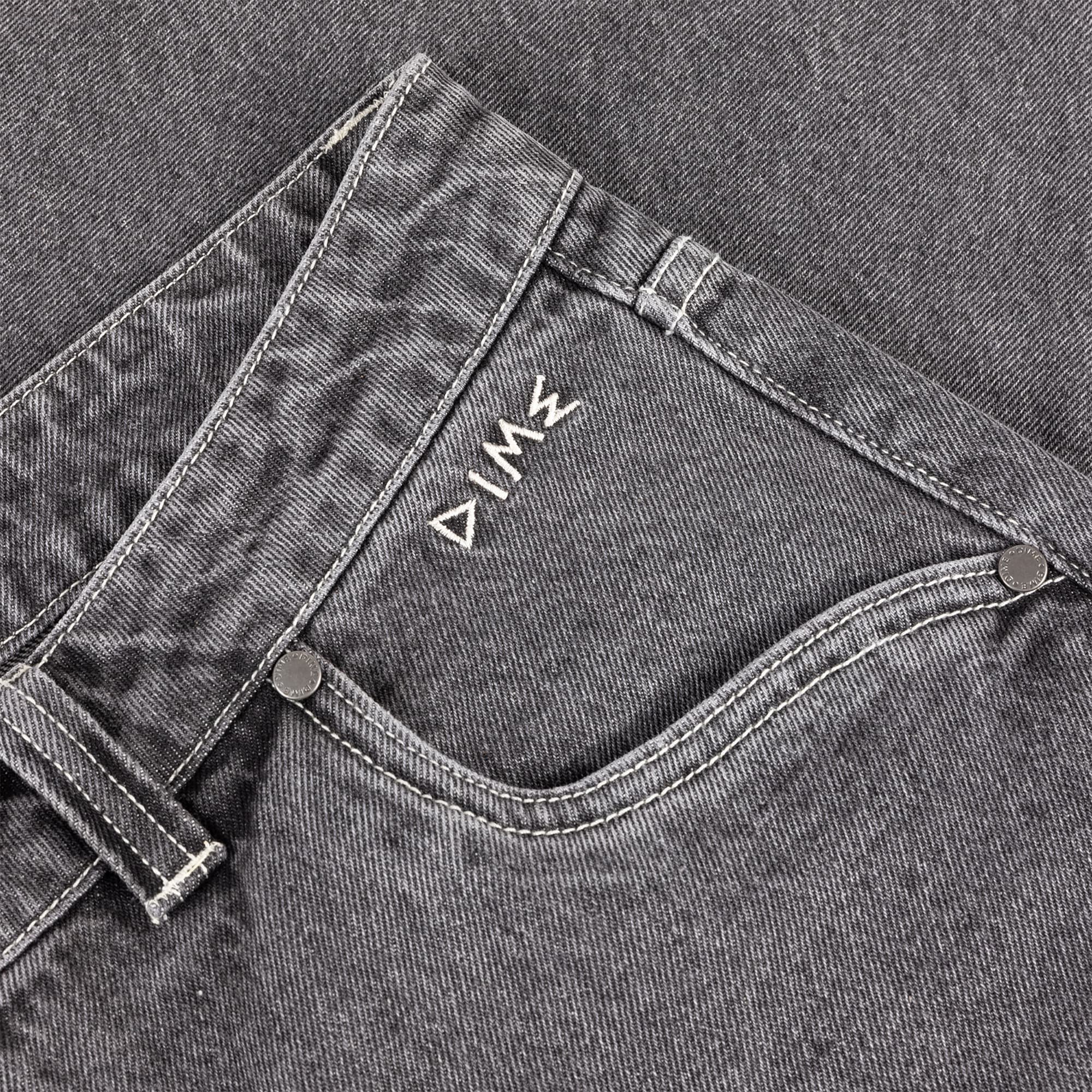 https://admin.plaze-shop.de/wp-content/uploads/2026/08/dime_wink_denim_pant_faded_black_plaze-skateshop3.jpg