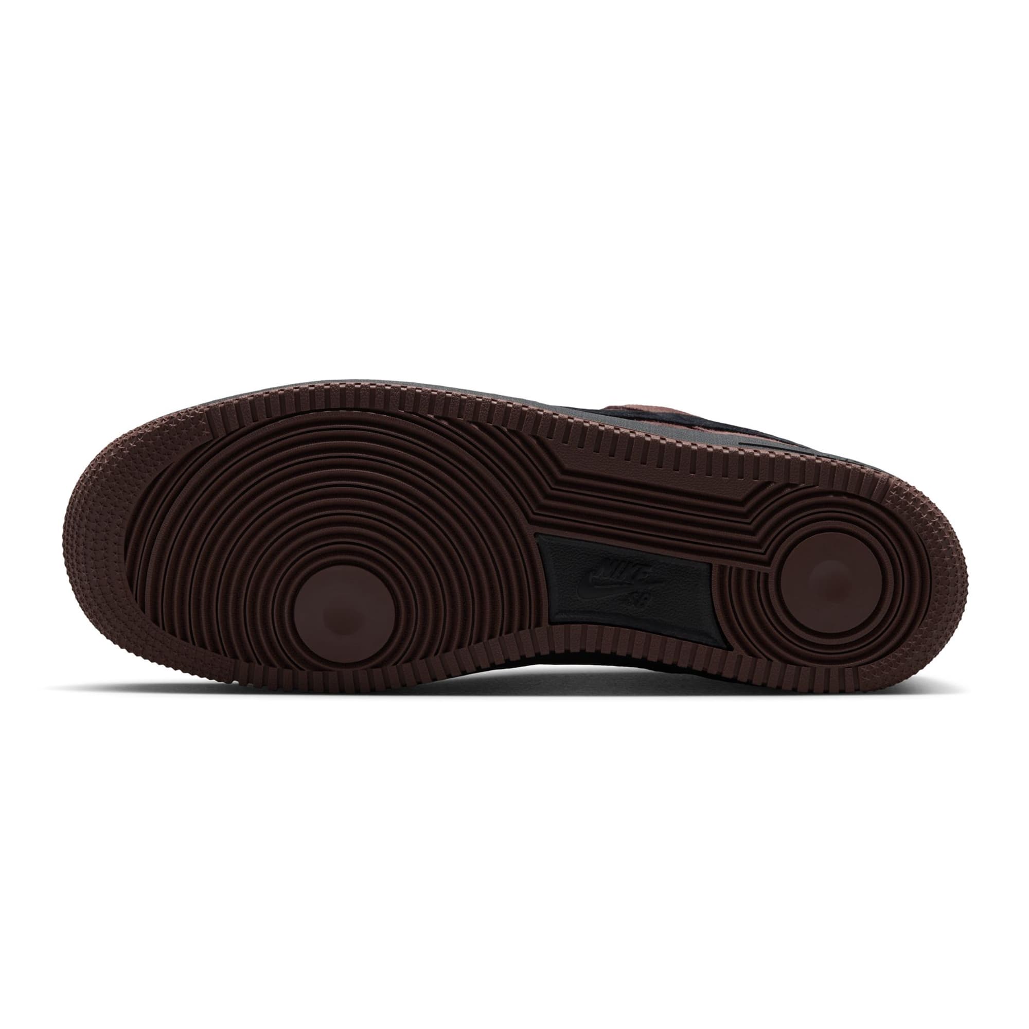 https://admin.plaze-shop.de/wp-content/uploads/2026/08/nike_sb_air_force_1_brown_black_HM8517_201_plaze-skateshop7.jpg