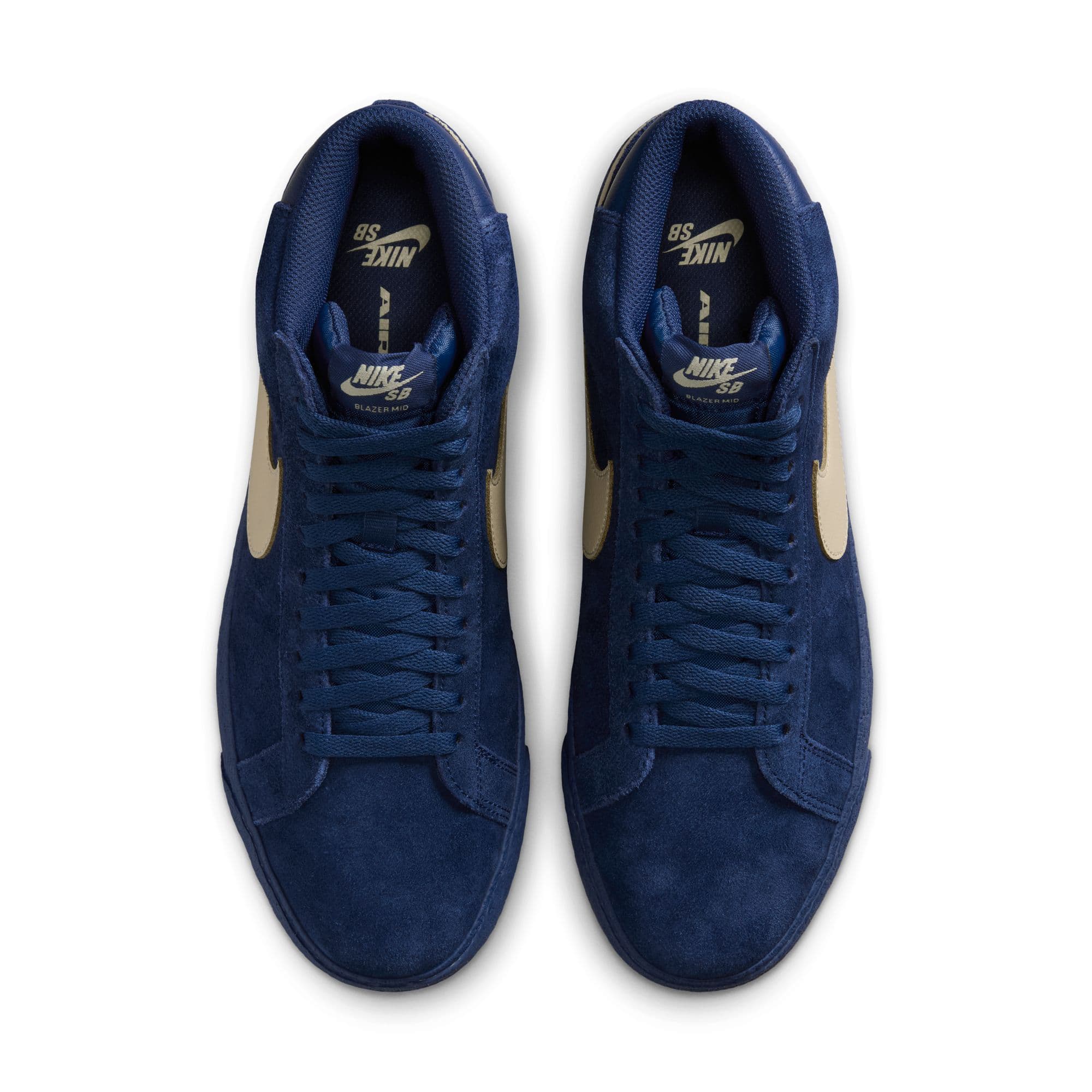 https://admin.plaze-shop.de/wp-content/uploads/2026/08/nike_sb_zoom_blazer_mid_blue_IO0667-400_plaze-skateshop3.jpg
