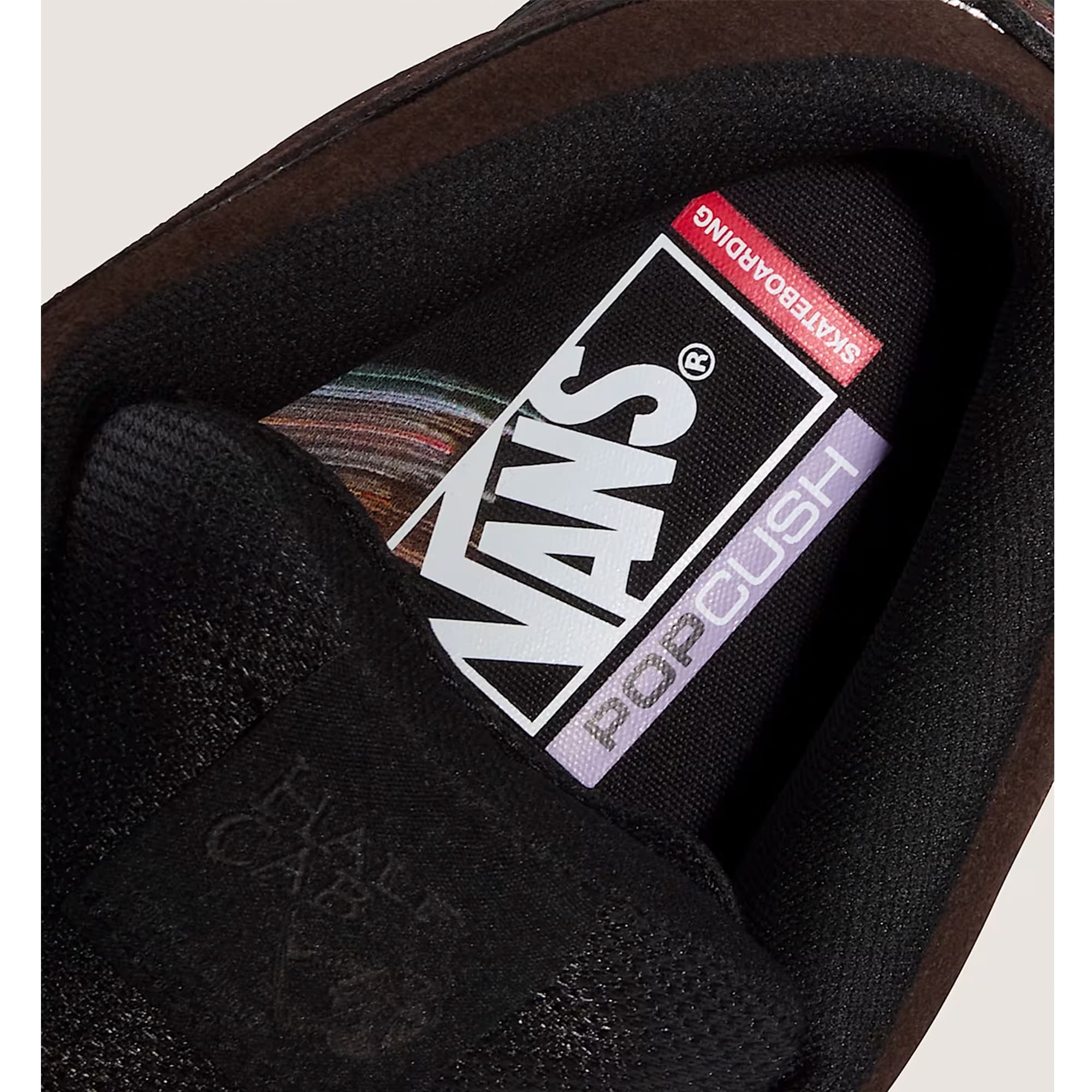 https://admin.plaze-shop.de/wp-content/uploads/2026/08/vans_skate_half_cap_wafflecup_brown-plaze-skateshop3.jpg