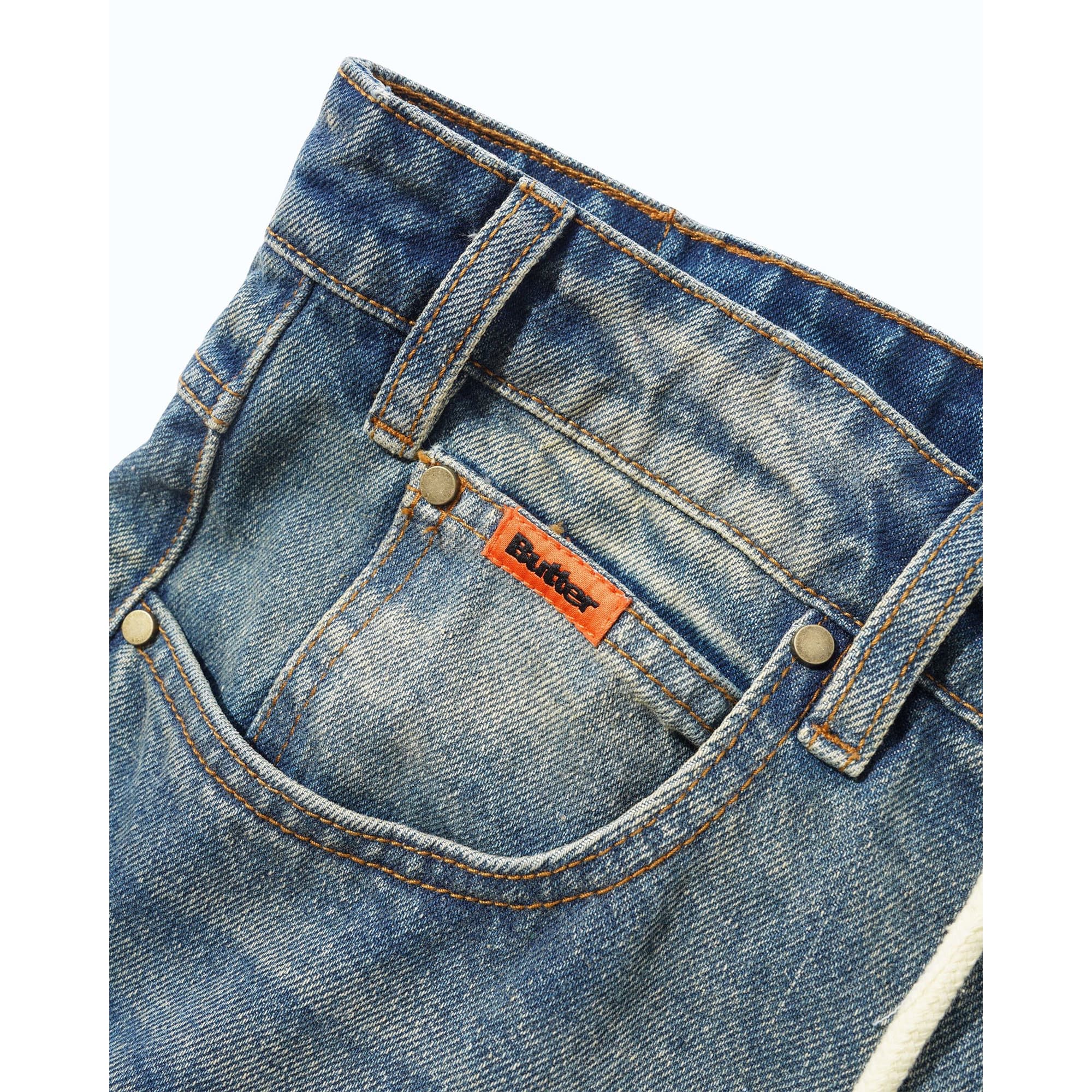 https://admin.plaze-shop.de/wp-content/uploads/2026/09/buttergoods_relaxed_denim_jeans_distressed_mid_blue_plaze-skateshop4.jpg